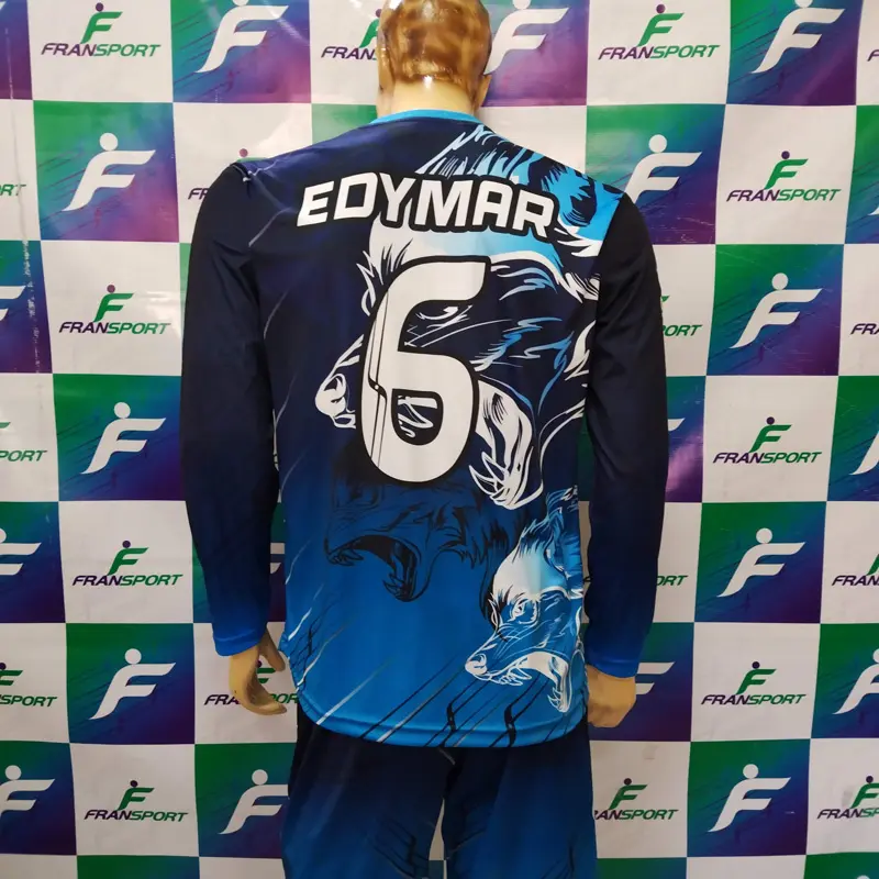 PC m larga -  E (2).webp