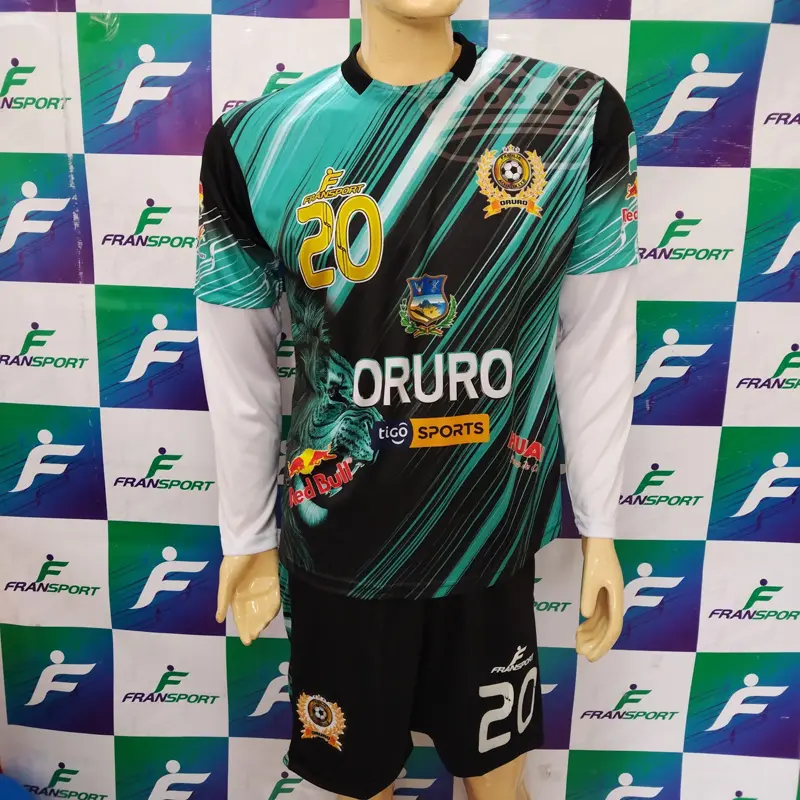 PC m larga -  I (2).webp