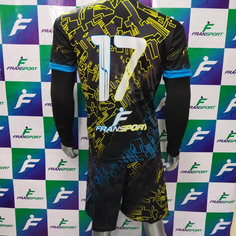 PC m larga -  B (3).webp