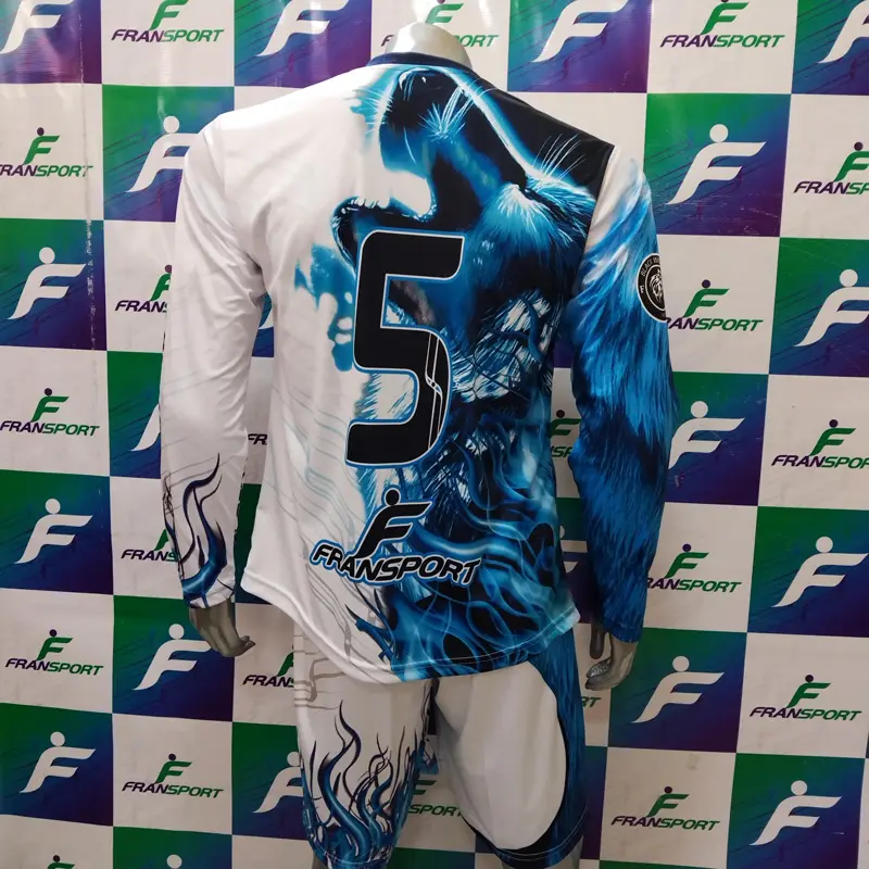 PC m larga - C (2).webp